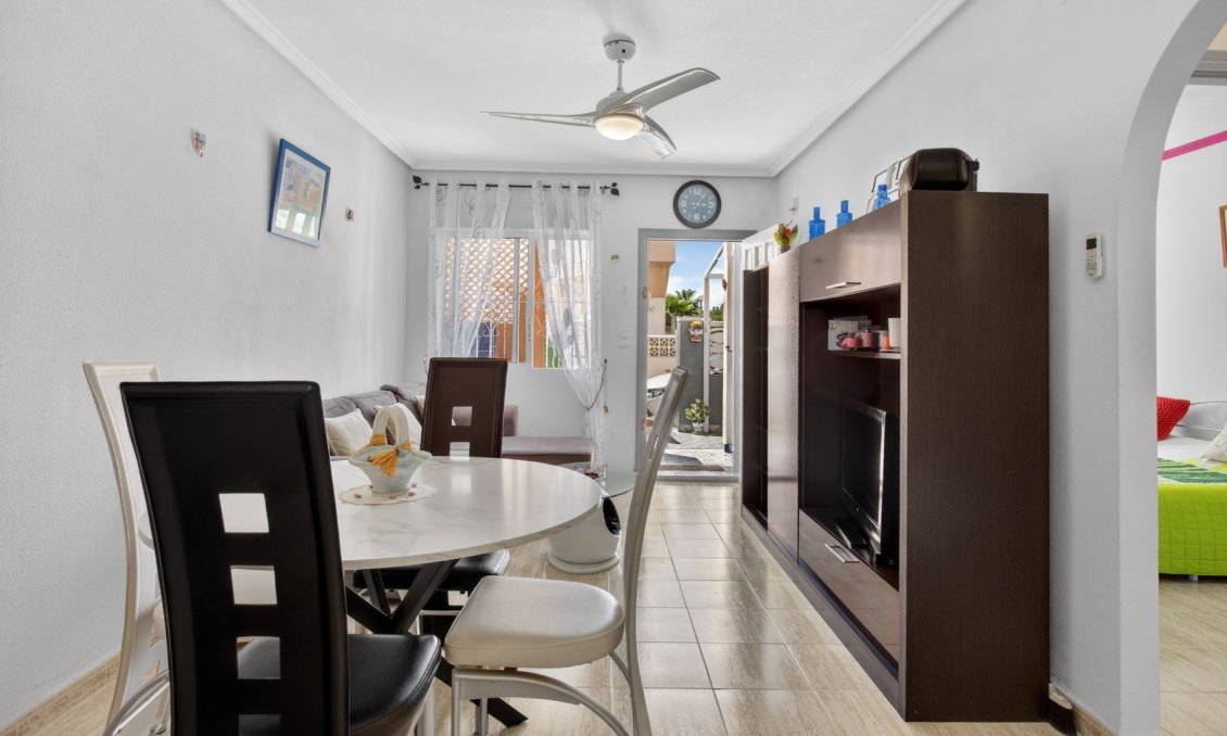 Használt Ingatlanok - Apartman -
Orihuela Costa - Costa Blanca