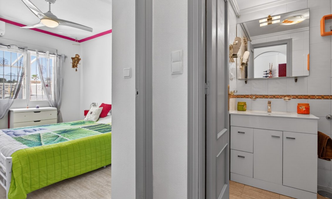 Használt Ingatlanok - Apartman -
Orihuela Costa - Costa Blanca