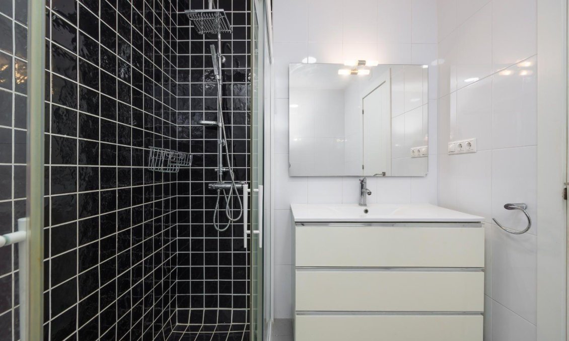 Használt Ingatlanok - Apartman -
Torrevieja - Acequion