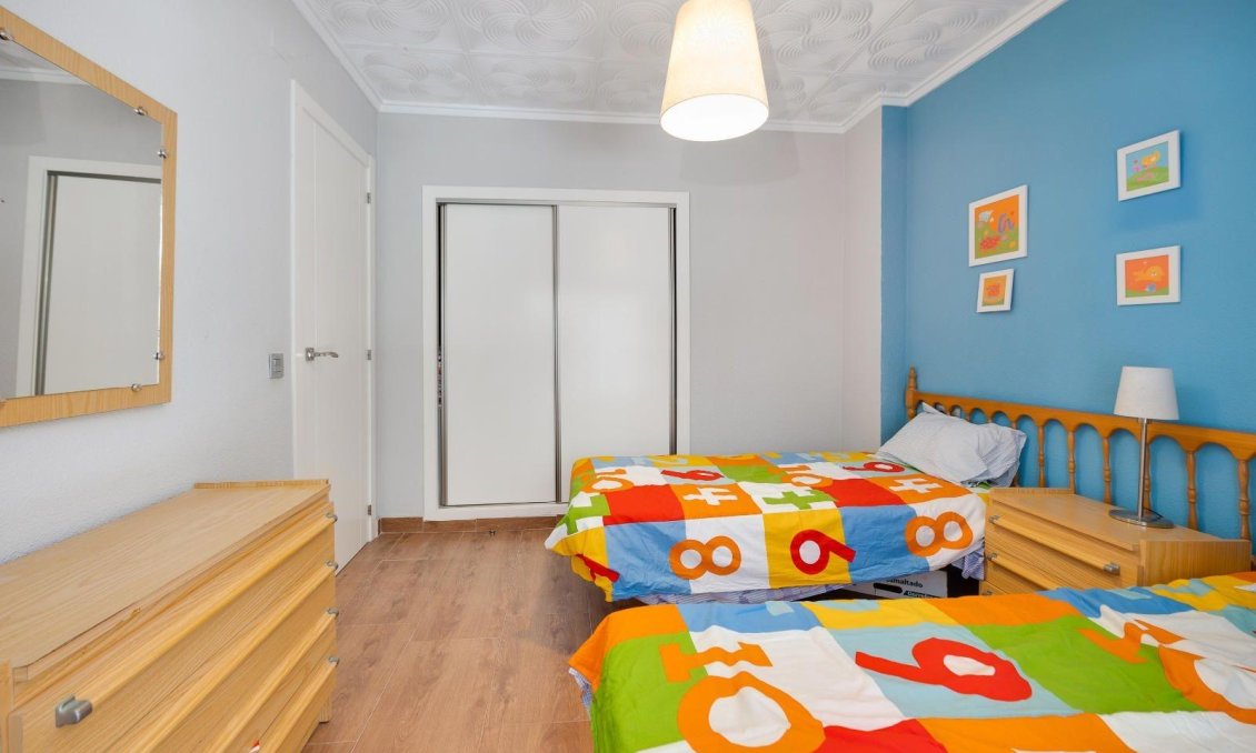 Használt Ingatlanok - Apartman -
Torrevieja - Acequion