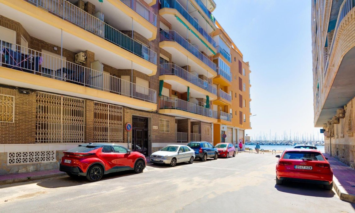 Használt Ingatlanok - Apartman -
Torrevieja - Acequion