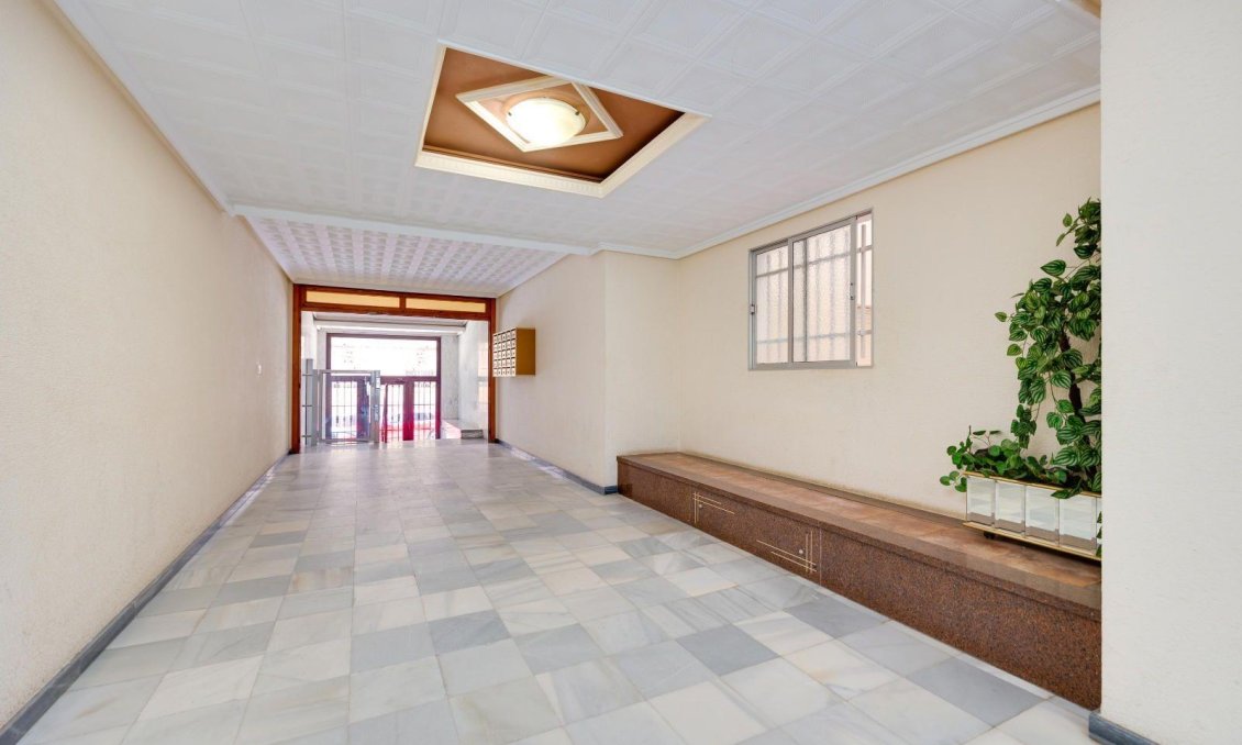 Használt Ingatlanok - Apartman -
Torrevieja - Acequion