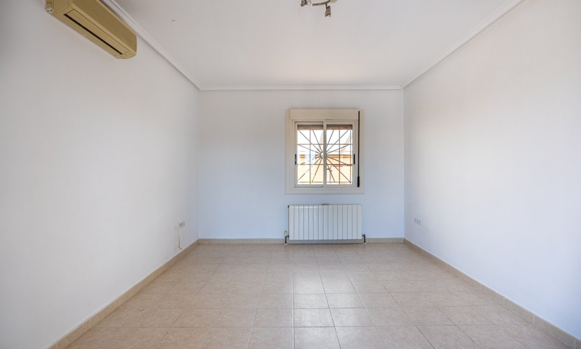 Használt Ingatlanok - Villa -
Benijofar - Costa Blanca