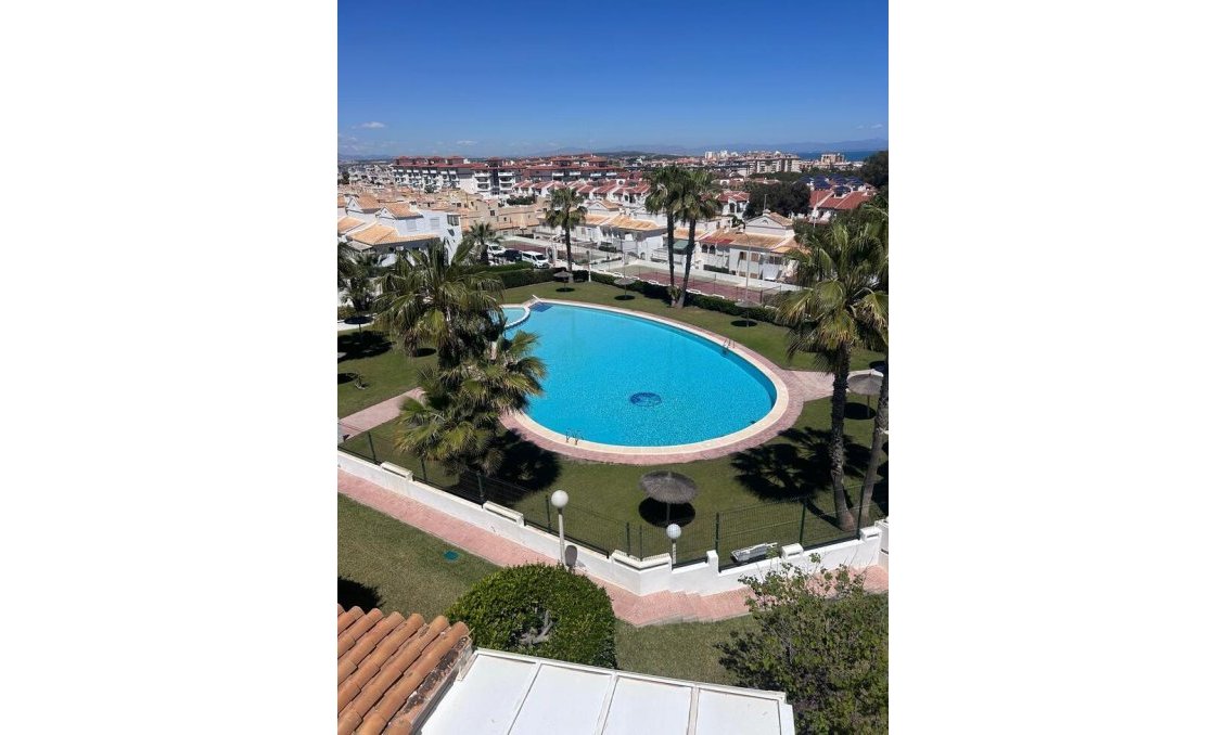 Használt Ingatlanok - Kétszintes lakás -
Torrevieja - Torreblanca