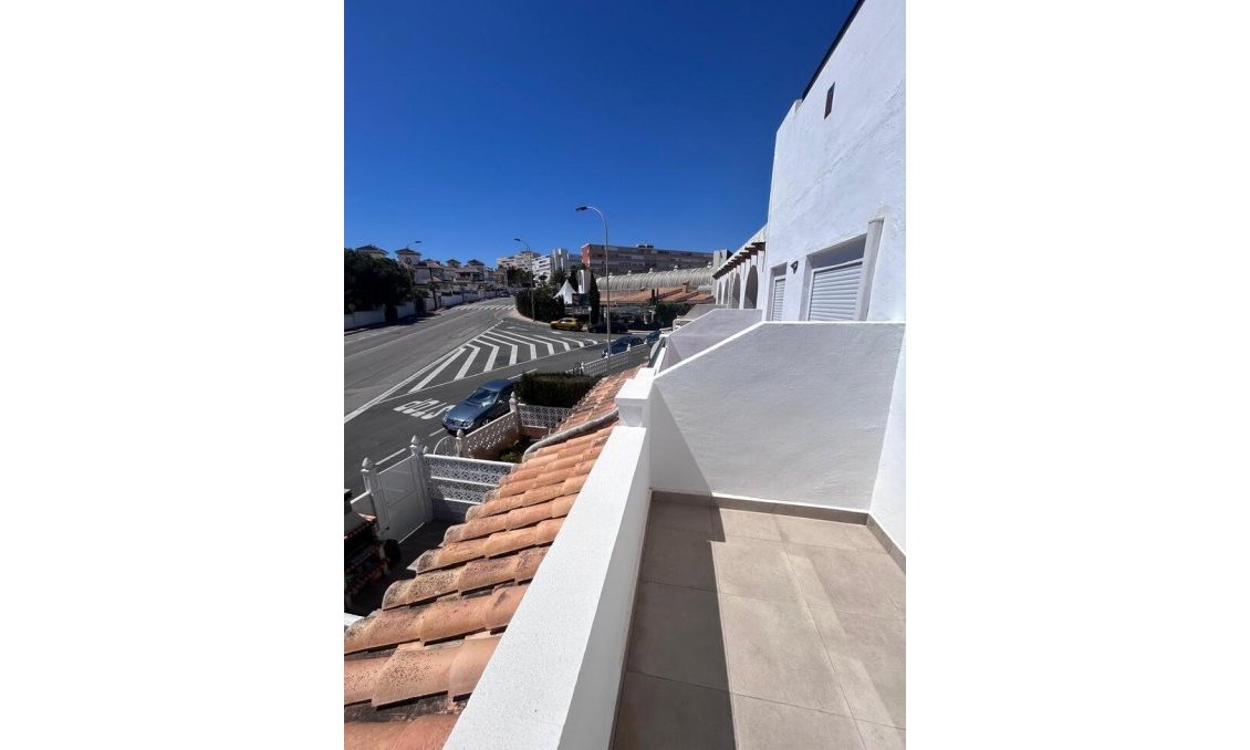 Használt Ingatlanok - Kétszintes lakás -
Torrevieja - Torreblanca