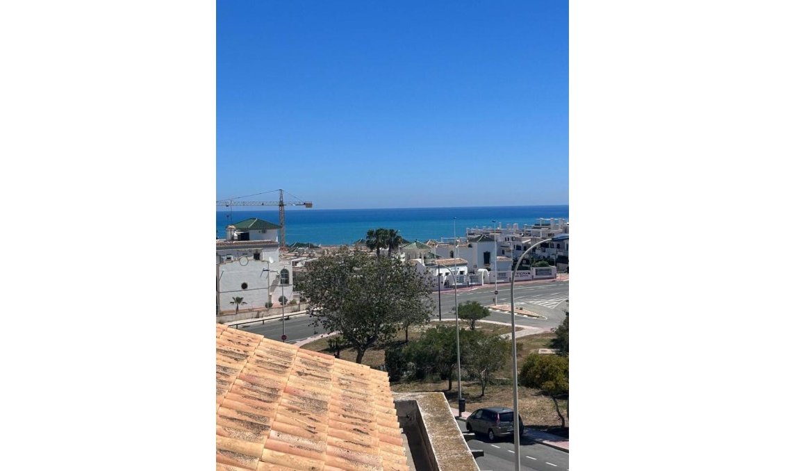 Használt Ingatlanok - Kétszintes lakás -
Torrevieja - Torreblanca