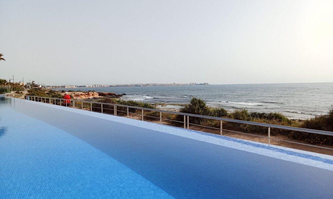 Használt Ingatlanok - Apartman -
Torrevieja - Punta Prima