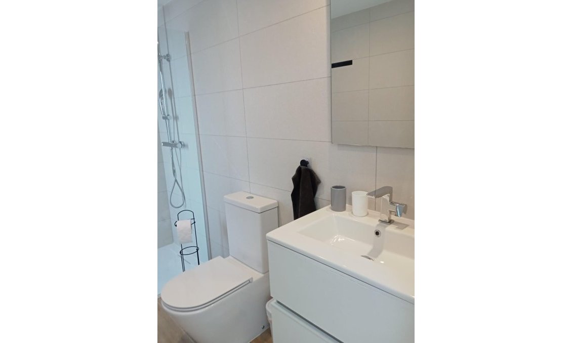 Használt Ingatlanok - Apartman -
Torrevieja - Punta Prima