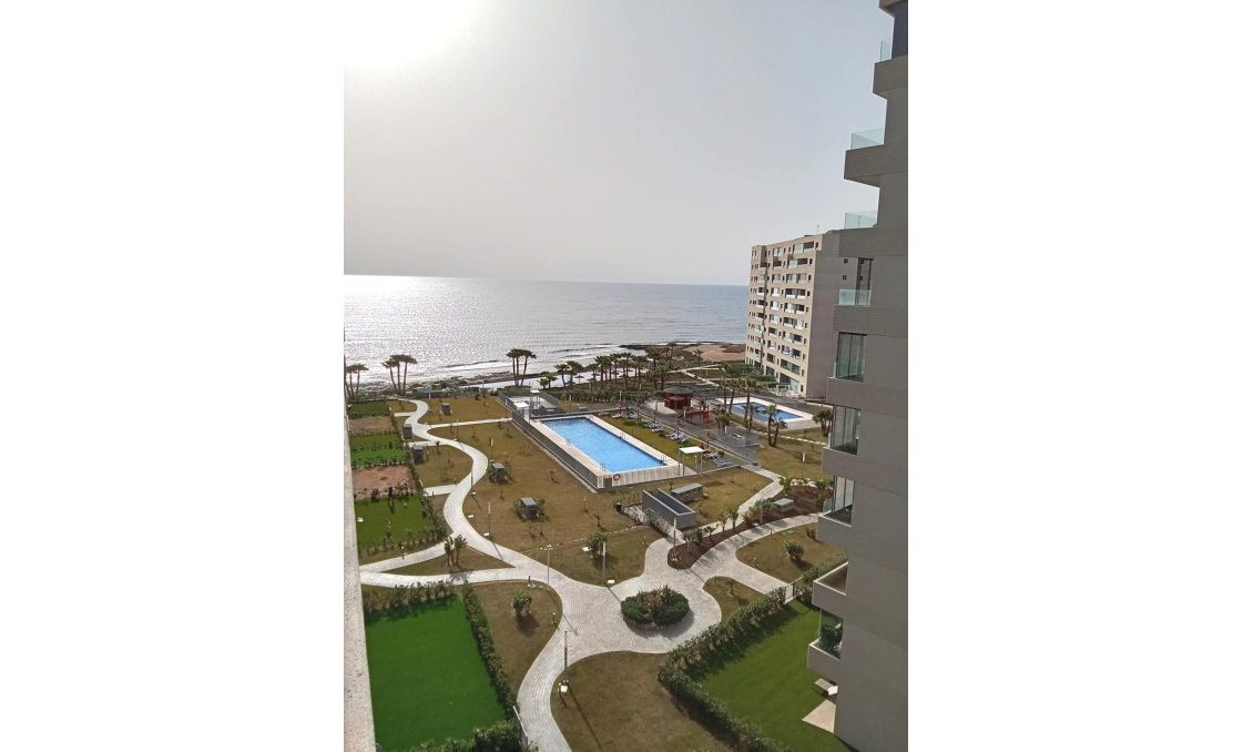 Használt Ingatlanok - Apartman -
Torrevieja - Punta Prima