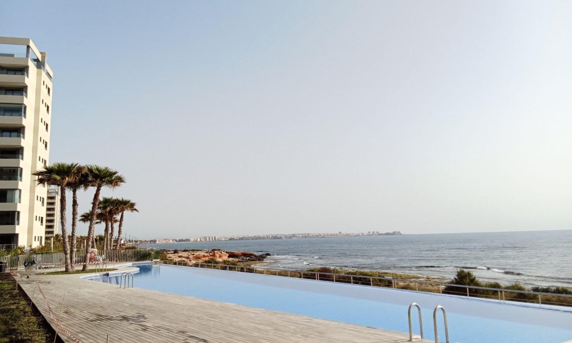 Használt Ingatlanok - Apartman -
Torrevieja - Punta Prima