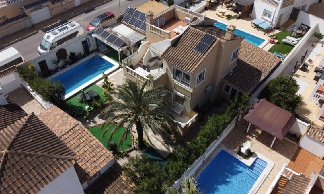 Használt Ingatlanok - Villa -
Orihuela Costa - Costa Blanca