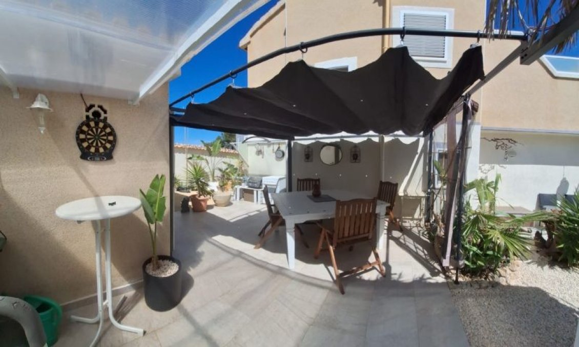 Használt Ingatlanok - Villa -
Orihuela Costa - Costa Blanca