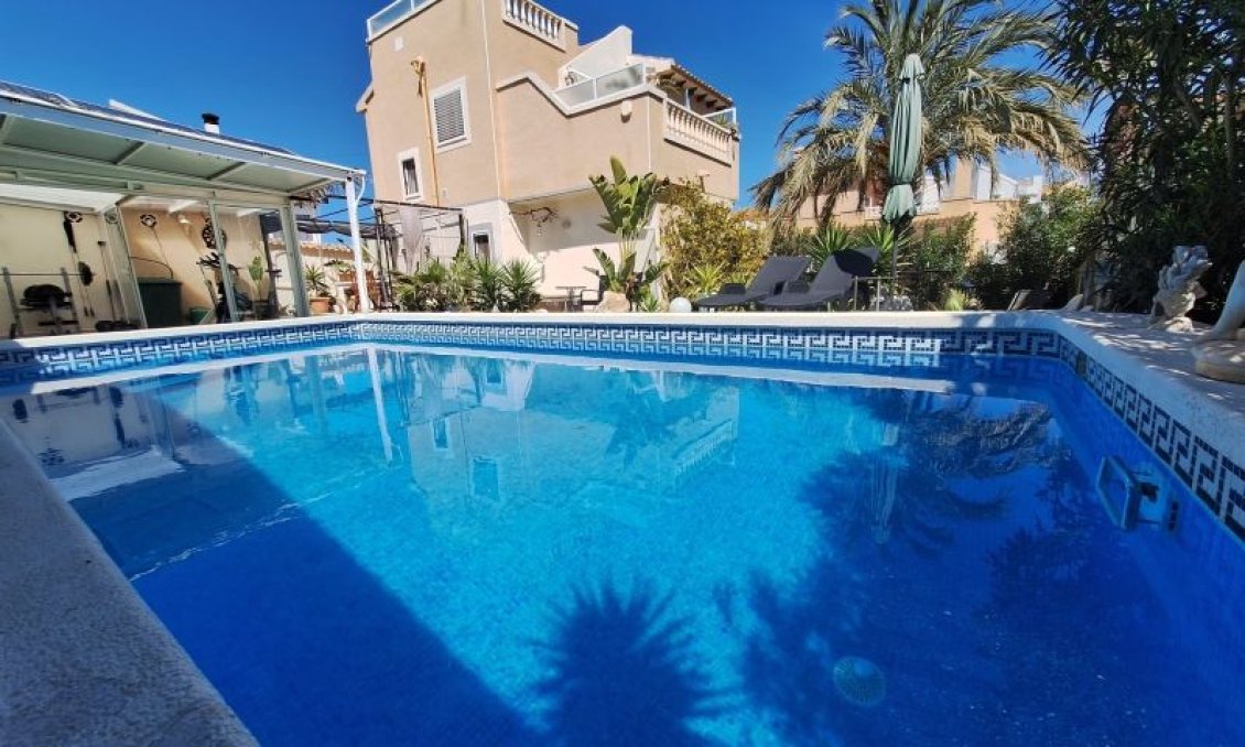 Használt Ingatlanok - Villa -
Orihuela Costa - Costa Blanca