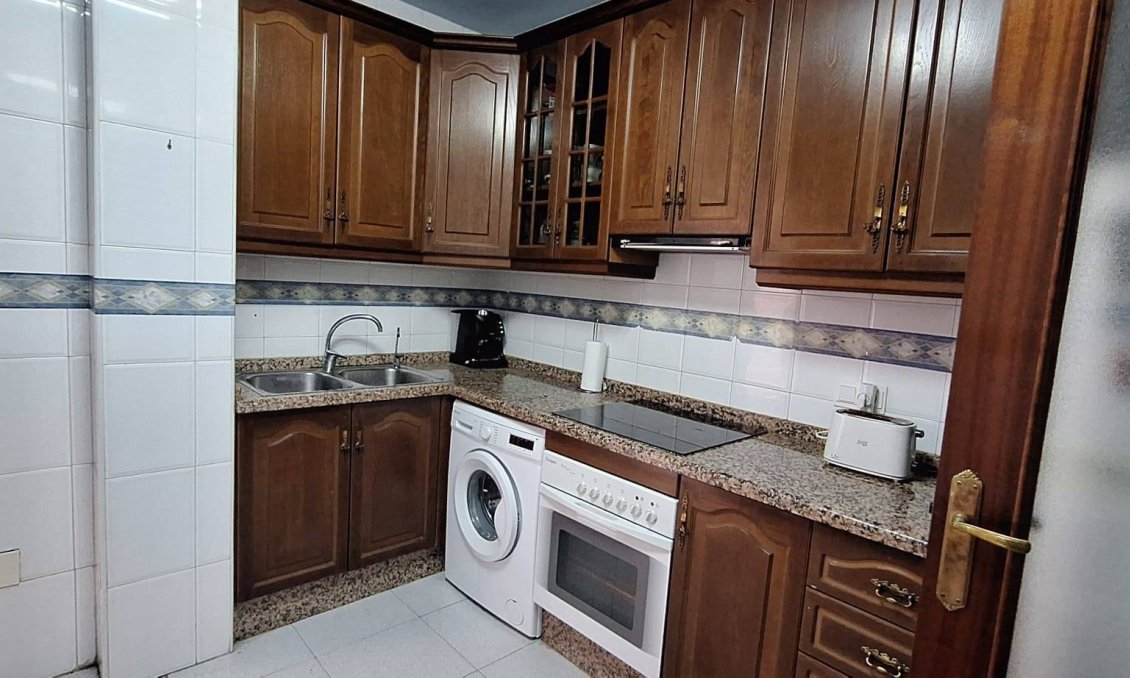 Segunda mano - Apartamento -
Murcia - San Benito-patiño