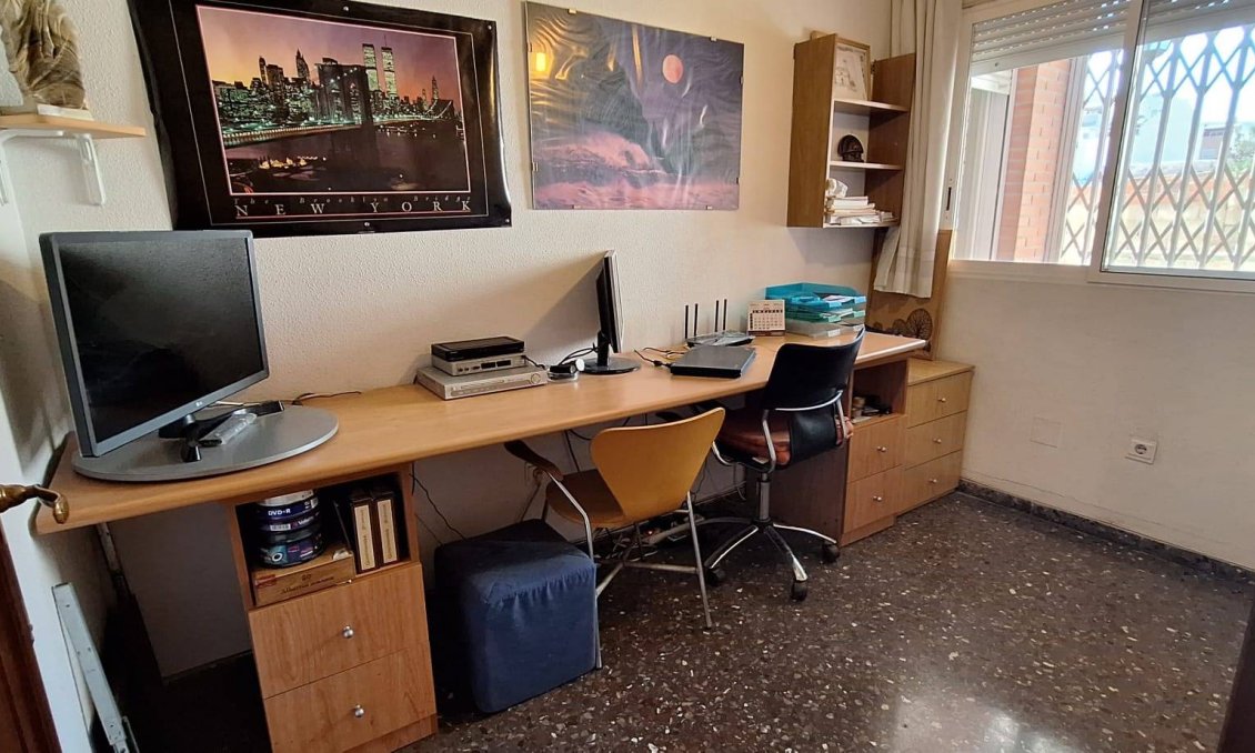 Segunda mano - Apartamento -
Murcia - San Benito-patiño