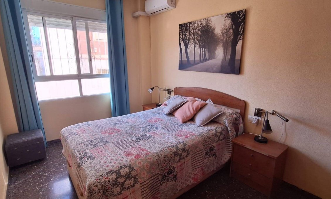 Segunda mano - Apartamento -
Murcia - San Benito-patiño