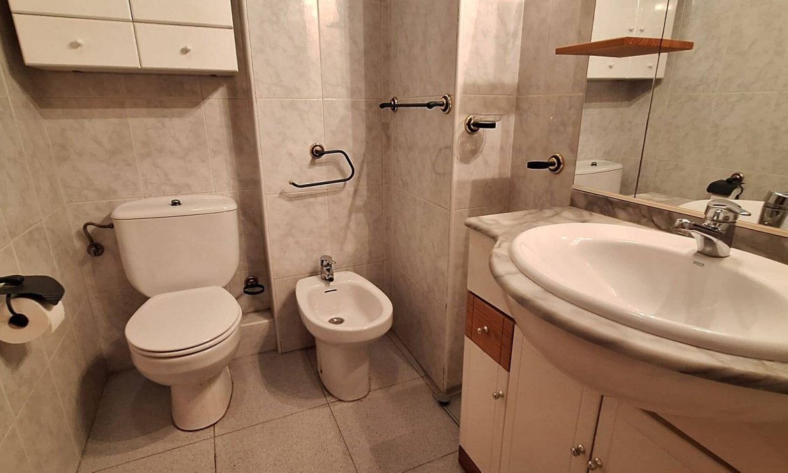 Segunda mano - Apartamento -
Murcia - San Benito-patiño