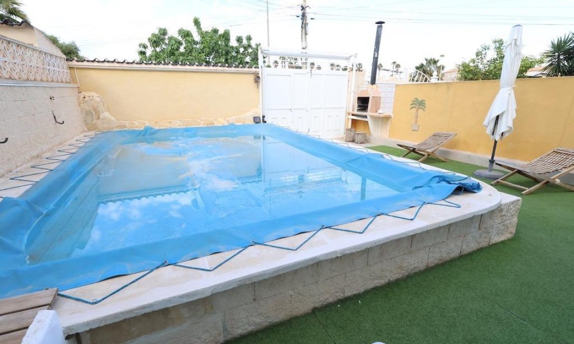 Segunda mano - Adosado -
Torrevieja - Costa Blanca