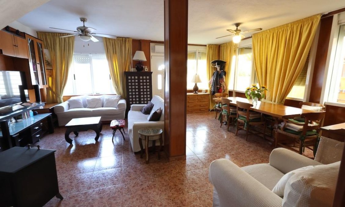 Segunda mano - Adosado -
Torrevieja - Costa Blanca