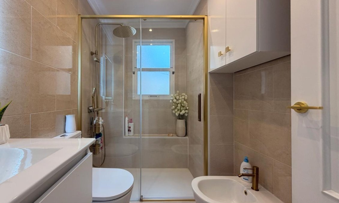 Segunda mano - Apartamento -
Torrevieja - Centro