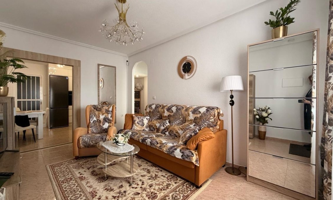 Segunda mano - Apartamento -
Torrevieja - Nueva Torrevieja