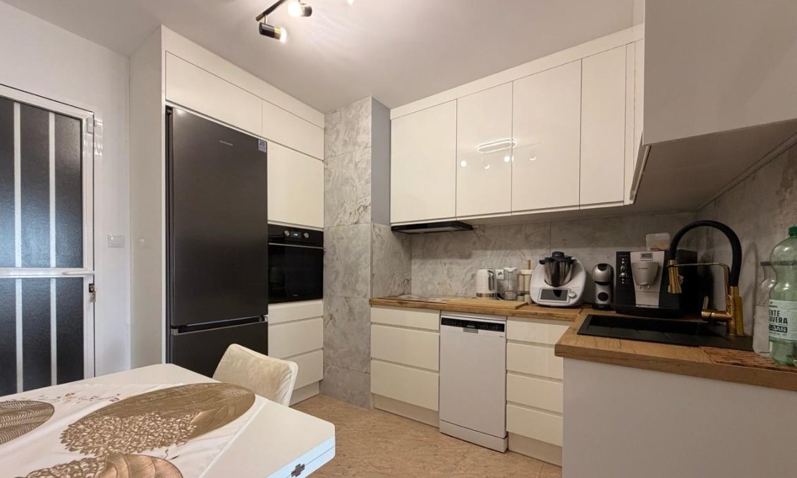 Segunda mano - Apartamento -
Torrevieja - Nueva Torrevieja