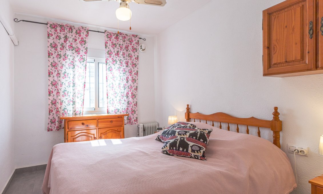 Wiederverkauf - Bungalow -
Torrevieja - Costa Blanca