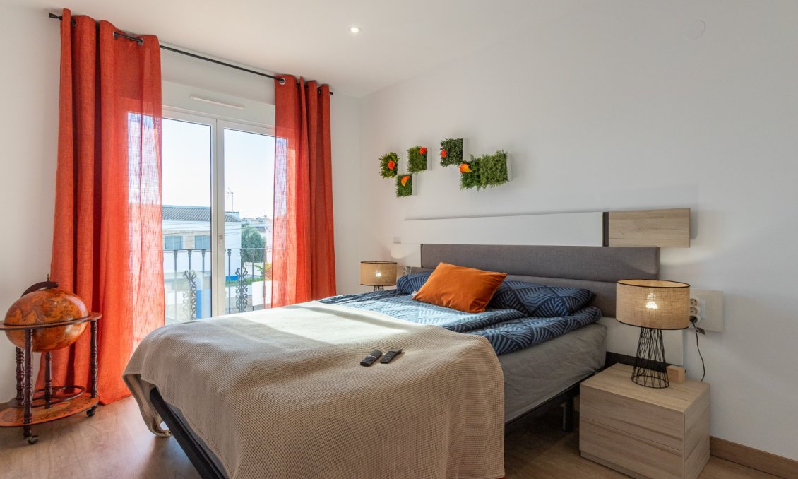 Segunda mano - Villa -
Los Balcones - Costa Blanca