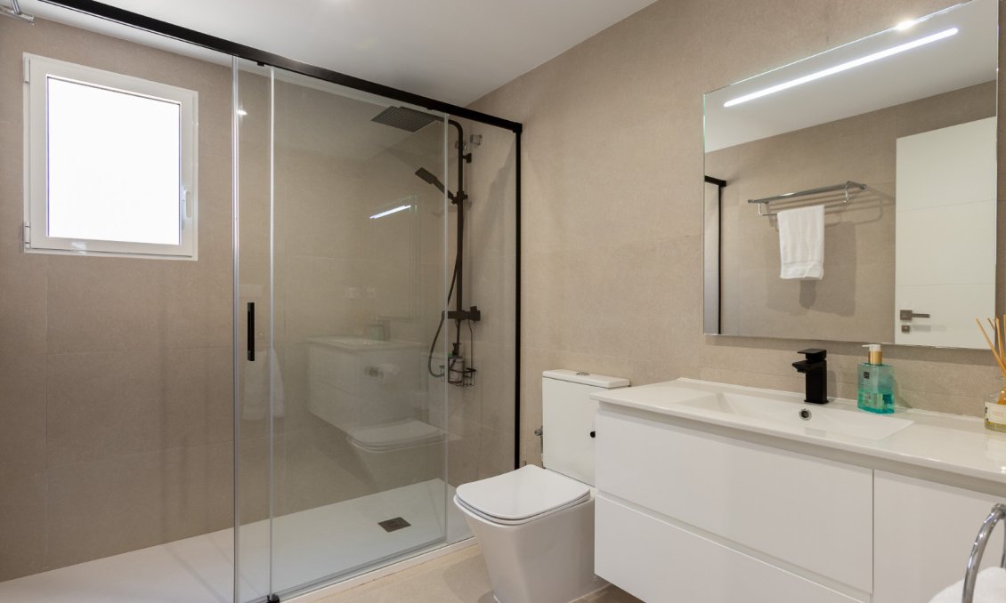 Segunda mano - Villa -
Los Balcones - Costa Blanca