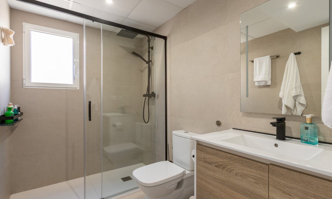 Segunda mano - Villa -
Los Balcones - Costa Blanca