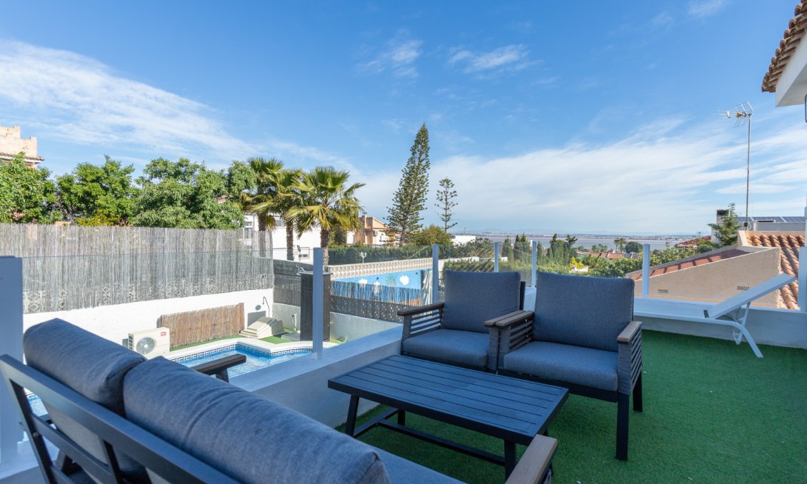 Segunda mano - Villa -
Los Balcones - Costa Blanca