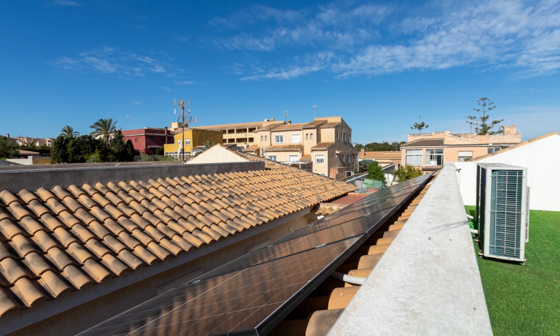 Segunda mano - Villa -
Los Balcones - Costa Blanca
