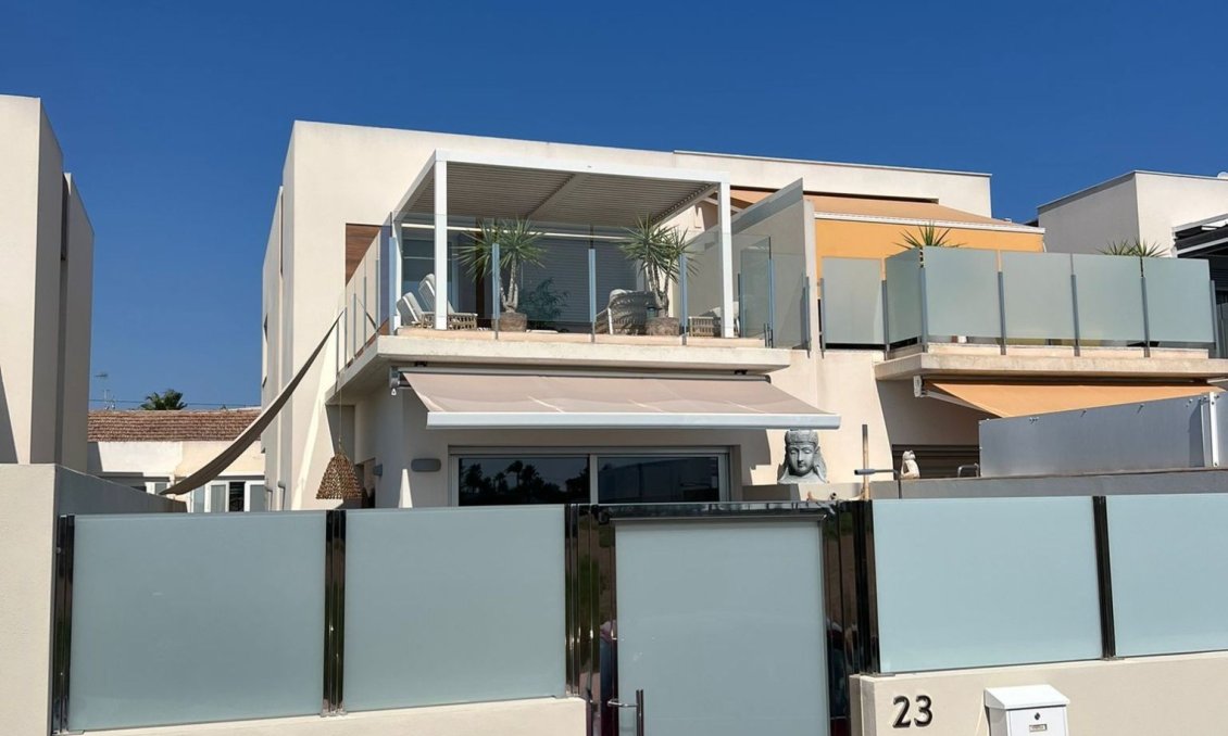 Wiederverkauf - Villa -
Daya Vieja - Costa Blanca