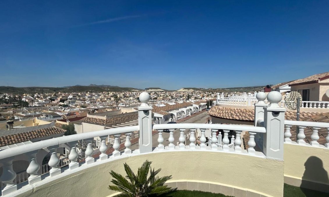 Wiederverkauf - Villa -
Camposol - Sector D