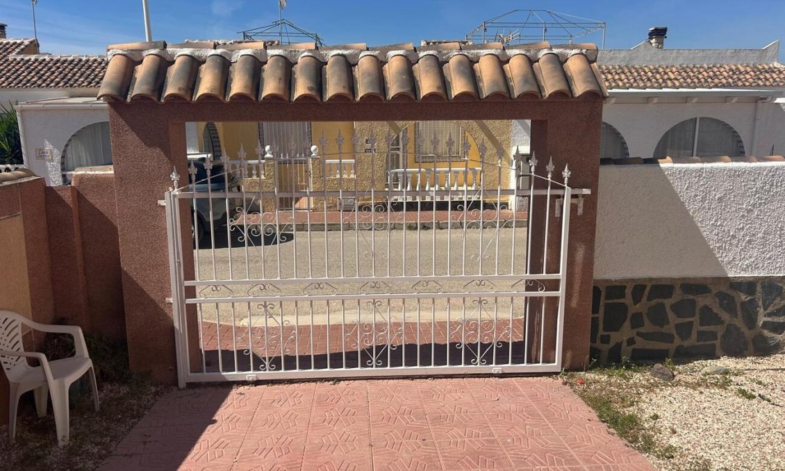 Wiederverkauf - Villa -
Camposol - Sector D