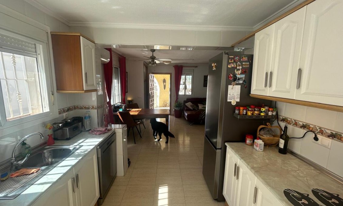 Wiederverkauf - Villa -
Camposol - Sector D