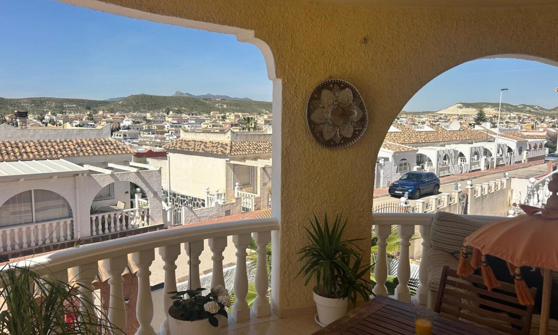 Wiederverkauf - Villa -
Camposol - Sector D