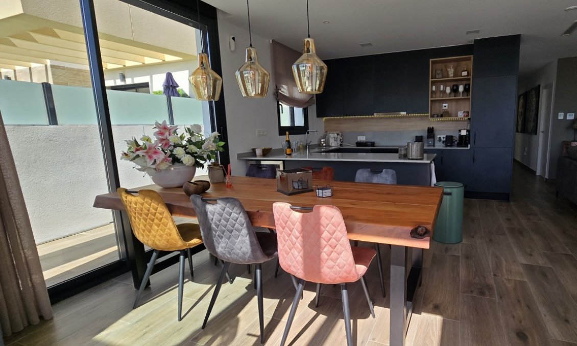 Wiederverkauf - Villa -
Los Montesinos - Costa Blanca