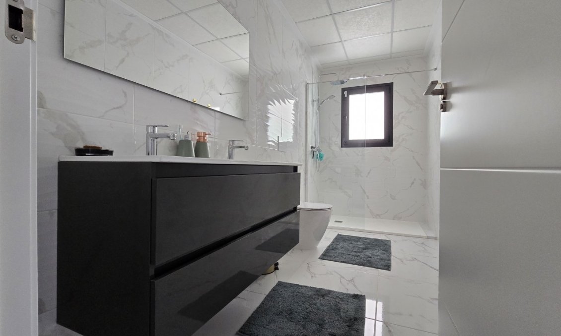 Wiederverkauf - Villa -
Los Montesinos - Costa Blanca