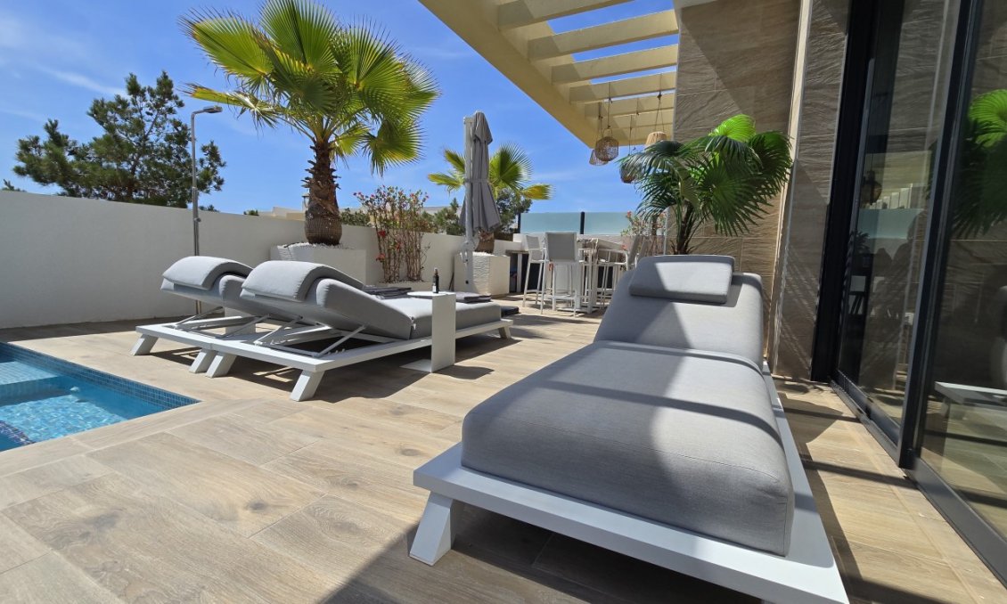 Wiederverkauf - Villa -
Los Montesinos - Costa Blanca