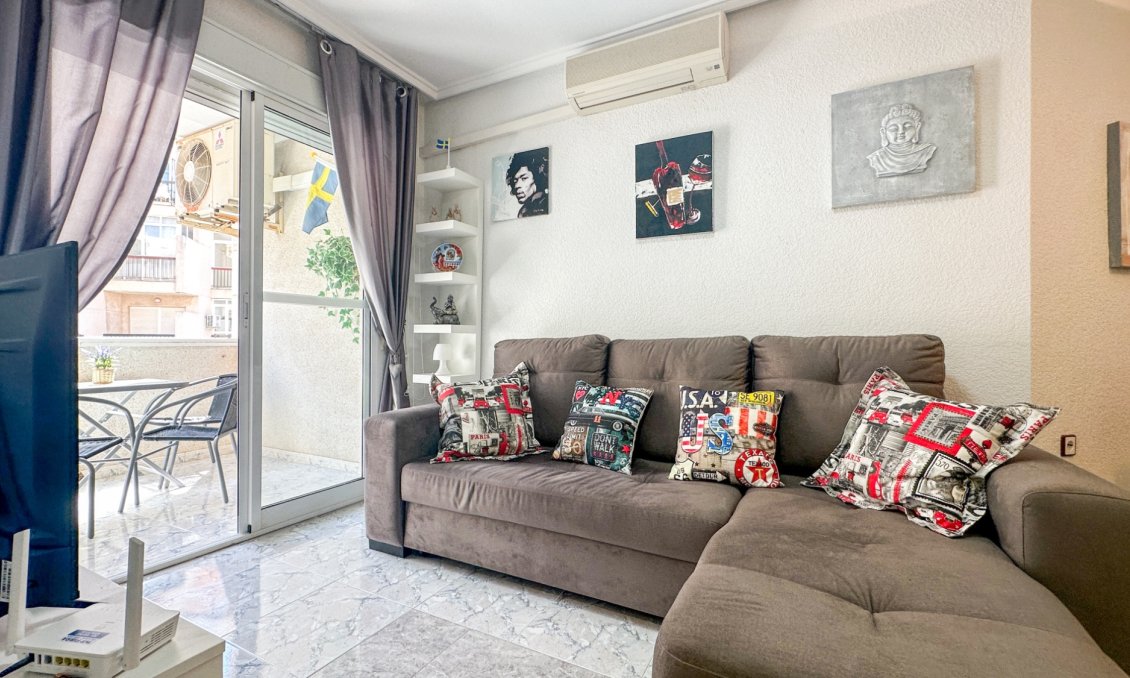 Wiederverkauf - Wohnung -
Torrevieja - Costa Blanca