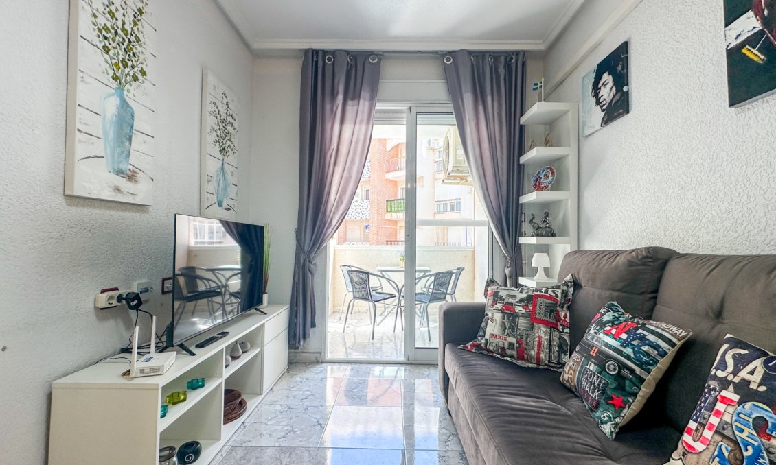 Wiederverkauf - Wohnung -
Torrevieja - Costa Blanca