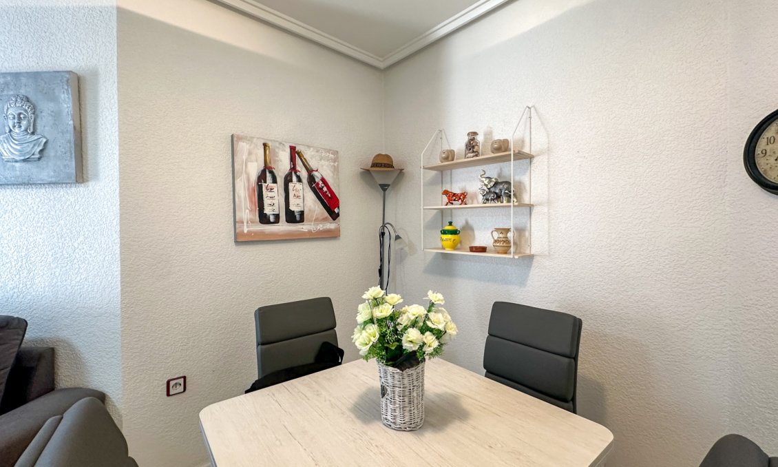 Wiederverkauf - Wohnung -
Torrevieja - Costa Blanca