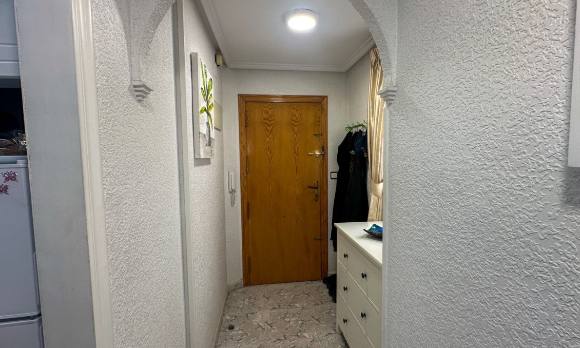 Wiederverkauf - Wohnung -
Torrevieja - Costa Blanca