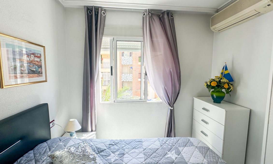 Wiederverkauf - Wohnung -
Torrevieja - Costa Blanca