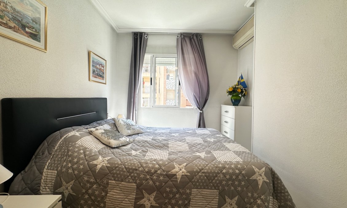 Wiederverkauf - Wohnung -
Torrevieja - Costa Blanca