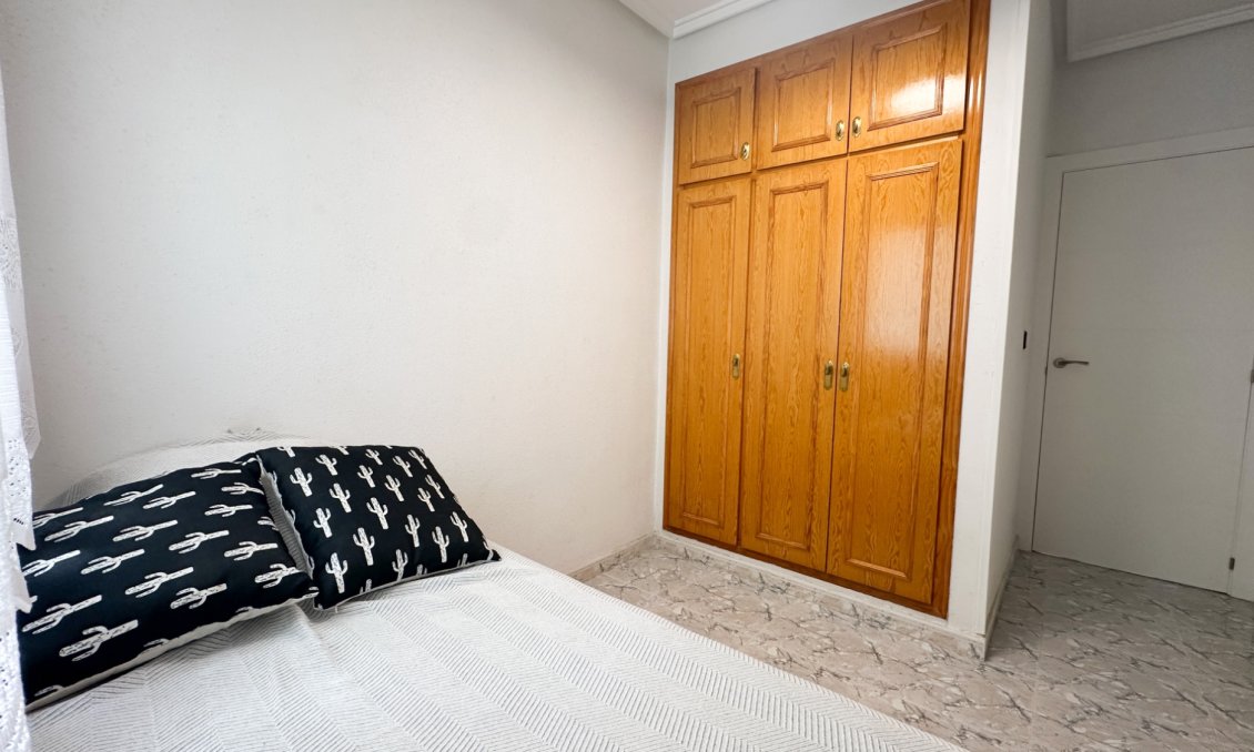 Wiederverkauf - Wohnung -
Torrevieja - Costa Blanca