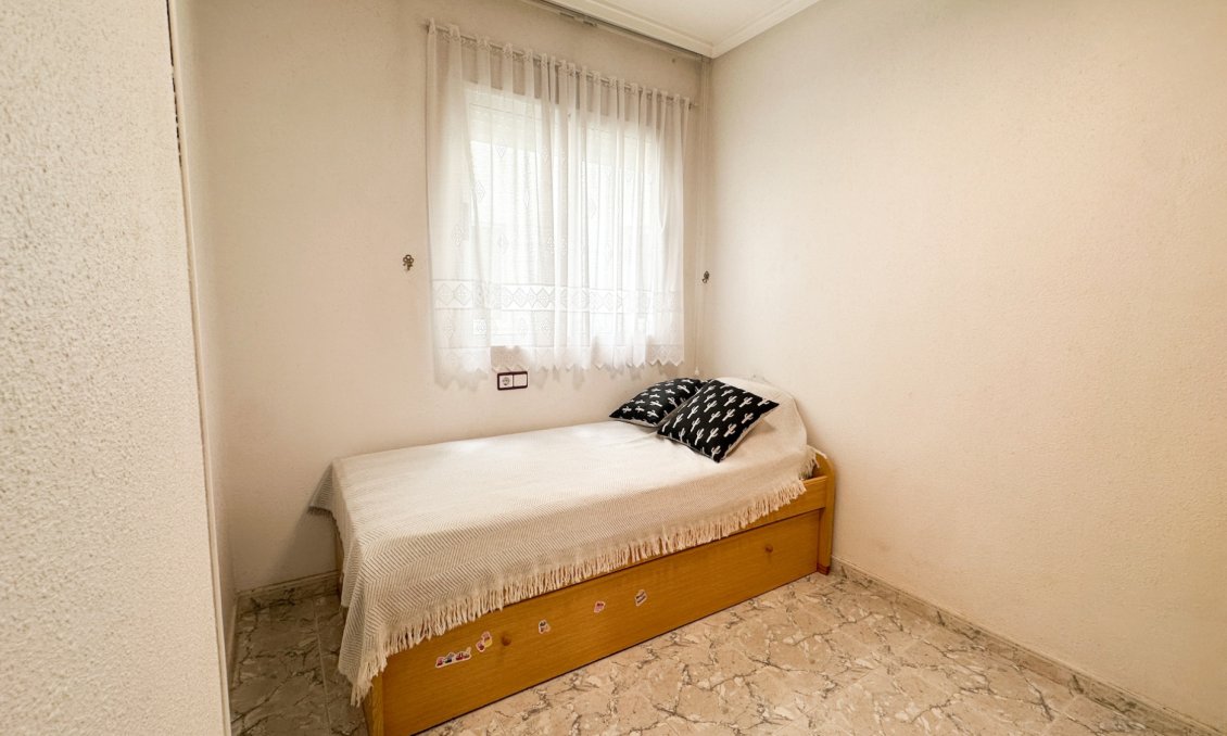 Wiederverkauf - Wohnung -
Torrevieja - Costa Blanca