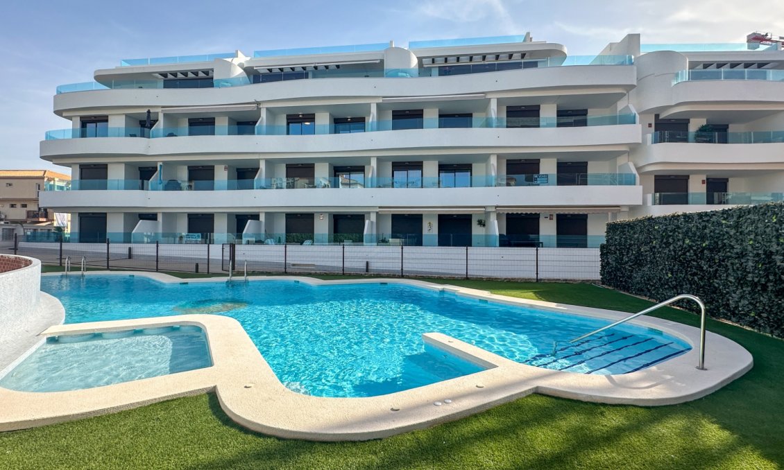 Használt Ingatlanok - Apartman -
Orihuela Costa - Costa Blanca
