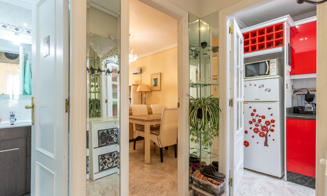 Wiederverkauf - Wohnung -
Torrevieja - Costa Blanca